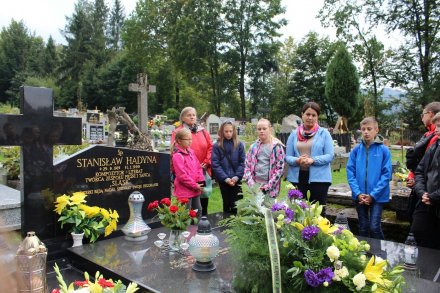 Uczniowie Szkoły Podstawowej im. Stanisława Hadyny